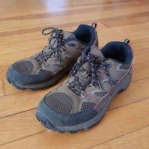 Hiking Shoes - Merrell - Size 4